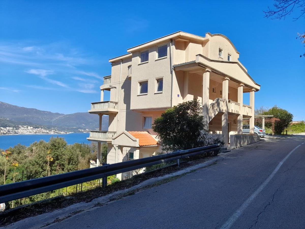 Villa Garden Apartments Χέρτσεγκ Νόβι Εξωτερικό φωτογραφία