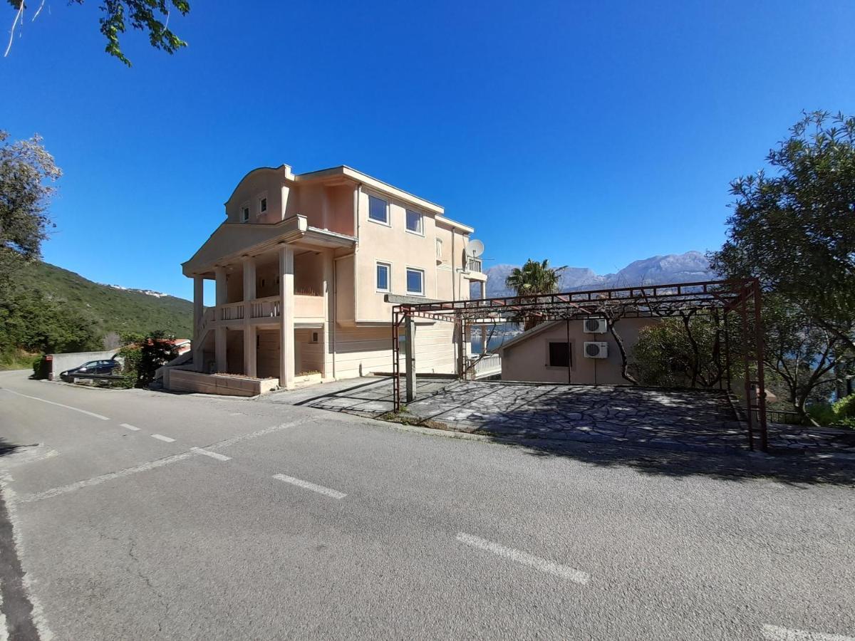 Villa Garden Apartments Χέρτσεγκ Νόβι Εξωτερικό φωτογραφία