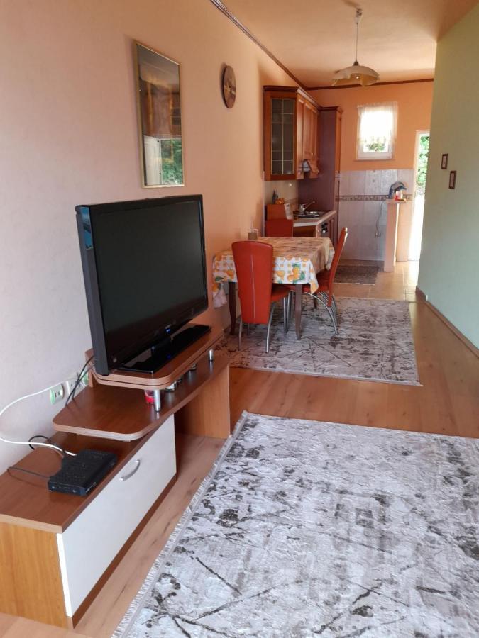 Villa Garden Apartments Χέρτσεγκ Νόβι Εξωτερικό φωτογραφία